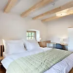Kleis Hotel 3*