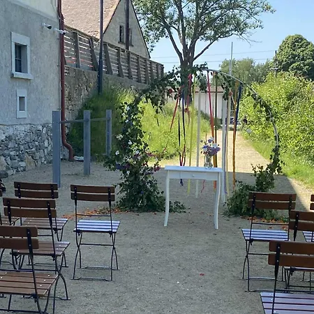 Kleis فندق Cvikov